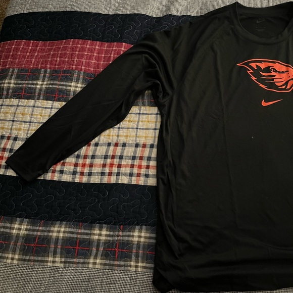 Nwot Oregon state black long sleeve Nike - Picture 4 of 4